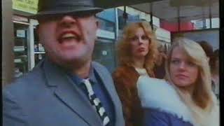 Alexei Sayle – Ullo John Gotta New Motor Video TOTP [upl. by Nnaeus56]